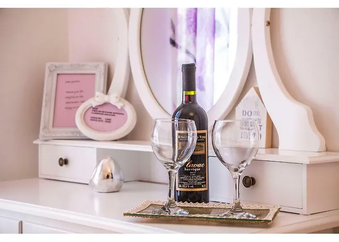 Double A 아파트 스플리트