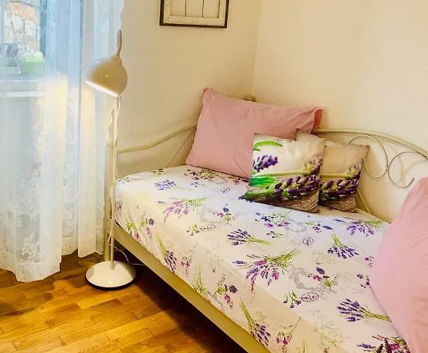 아파트 Double A 스플리트