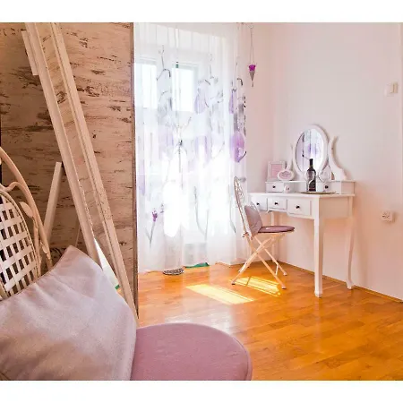 Apartment Double A
