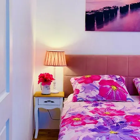 Double A Apartment