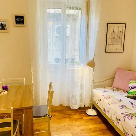 Apartment Double A Split