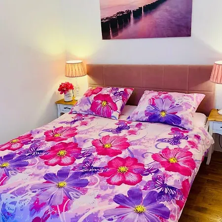 Double A Apartment